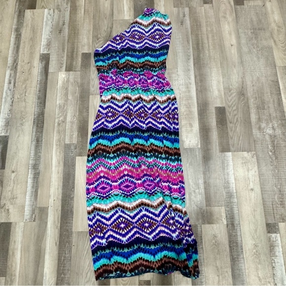 Maggie London- London Times printed one shoulder dress ❤️ - Picture 5 of 6